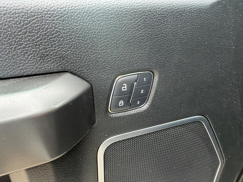 Ford F-150 Vehicle Image 18