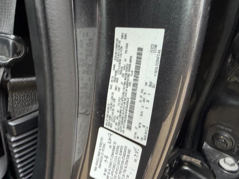 Ford Super Duty F-250 SRW Vehicle Image 21