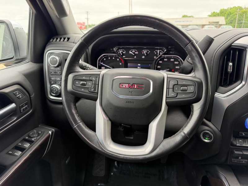 GMC Sierra 1500 Limited Vehicle Image 09