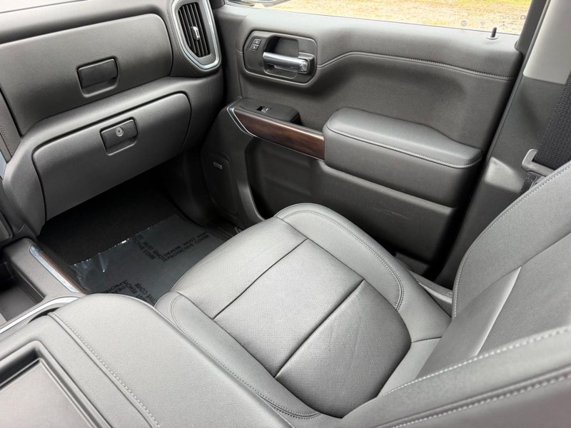 GMC Sierra 1500 Limited Vehicle Image 14