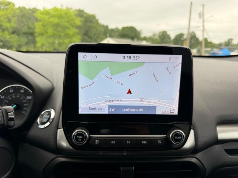 Ford EcoSport Vehicle Full-screen Gallery Image 13