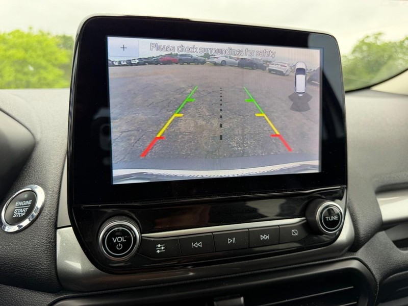 Ford EcoSport Vehicle Full-screen Gallery Image 20