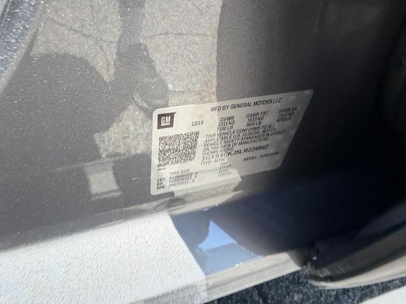 Cadillac Escalade Vehicle Image 25