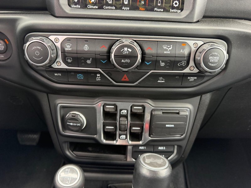 Jeep Wrangler 4xe Vehicle Image 13
