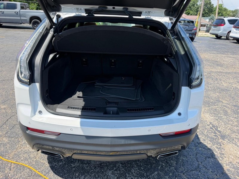 Cadillac XT4 Vehicle Image 05