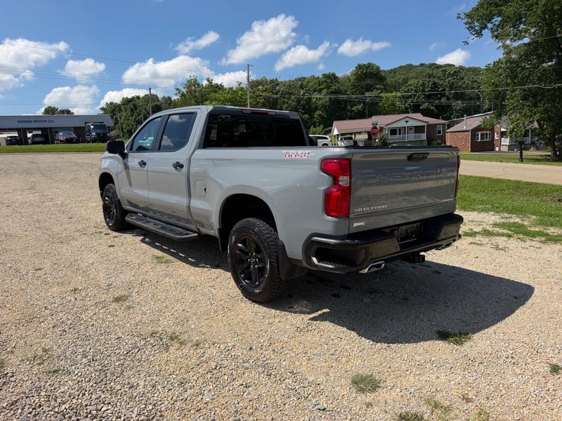 Chevrolet Silverado 1500 Vehicle Image 03