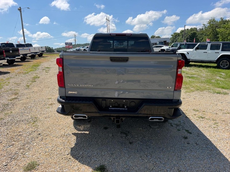 Chevrolet Silverado 1500 Vehicle Image 04