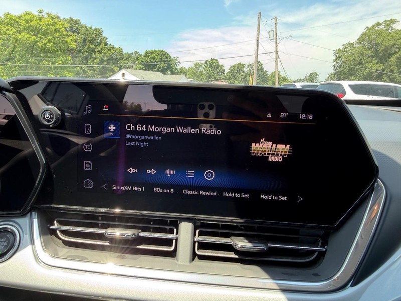 Chevrolet Trax Vehicle Full-screen Gallery Image 12