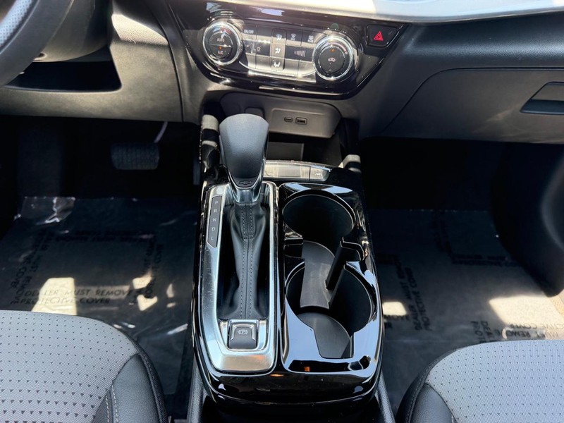 Chevrolet Trax Vehicle Full-screen Gallery Image 14