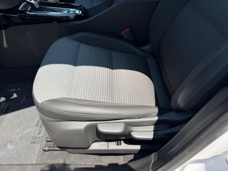 Chevrolet Trax Vehicle Full-screen Gallery Image 17