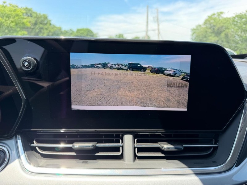Chevrolet Trax Vehicle Full-screen Gallery Image 19