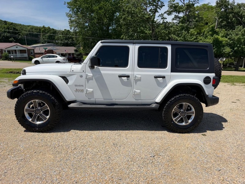 Jeep Wrangler Unlimited Vehicle Image 02