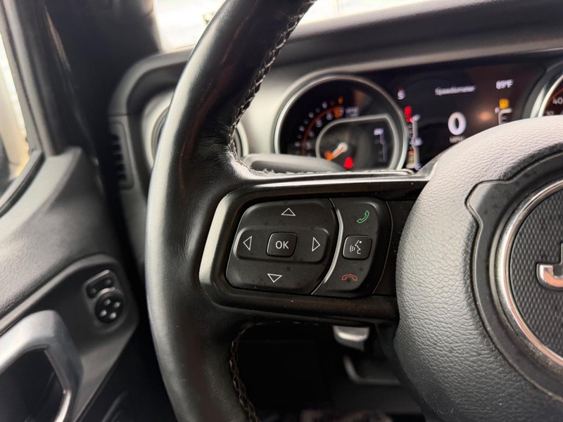 Jeep Gladiator Vehicle Image 10