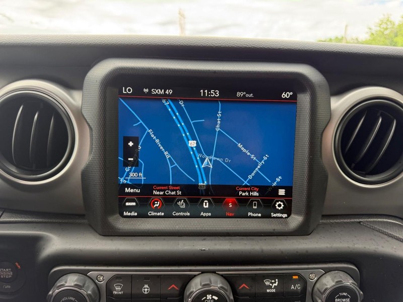 Jeep Gladiator Vehicle Image 12