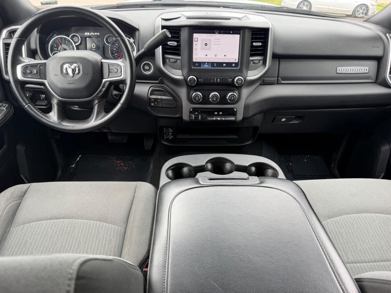 Ram 2500 Vehicle Full-screen Gallery Image 08