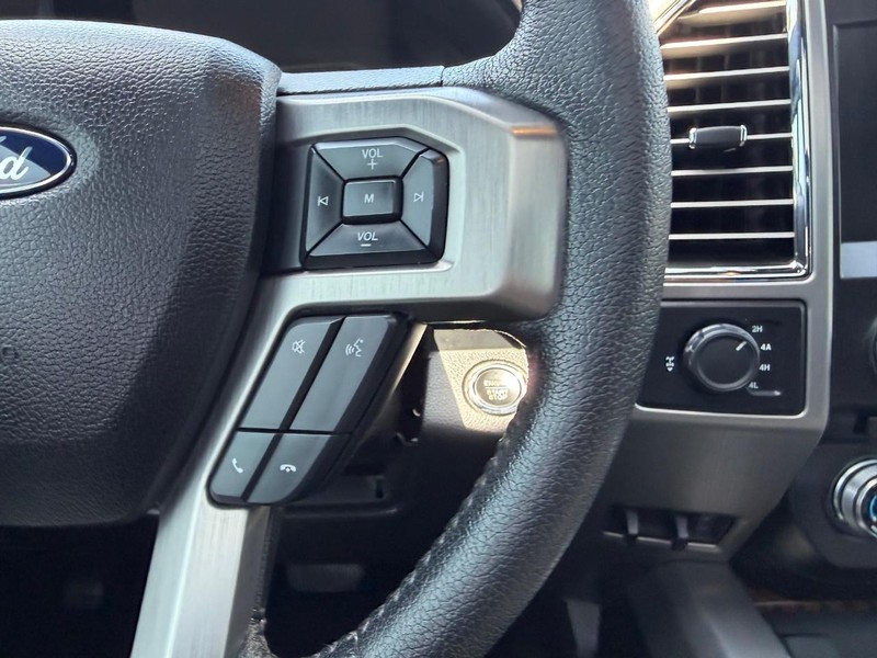 Ford F-150 Vehicle Image 12