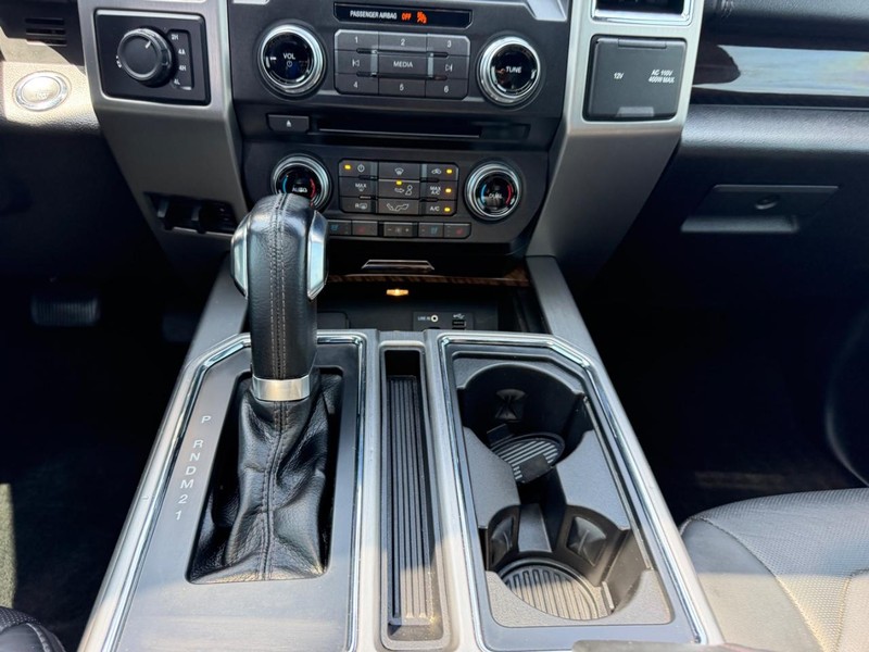 Ford F-150 Vehicle Image 15