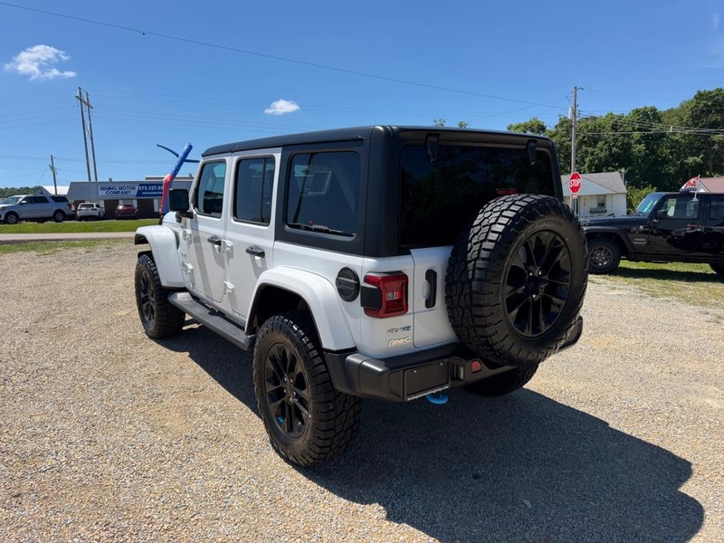 Jeep Wrangler 4xe Vehicle Image 03