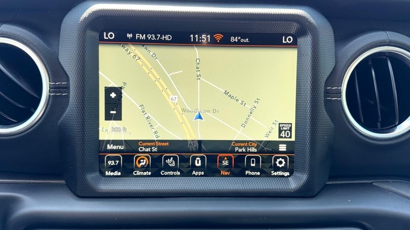 Jeep Wrangler 4xe Vehicle Image 12