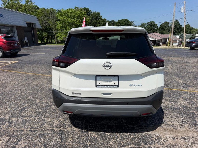 Nissan Rogue Vehicle Image 04