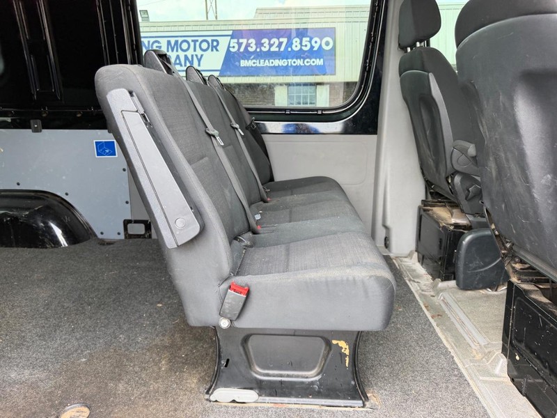 Mercedes-Benz Sprinter Van Vehicle Image 07