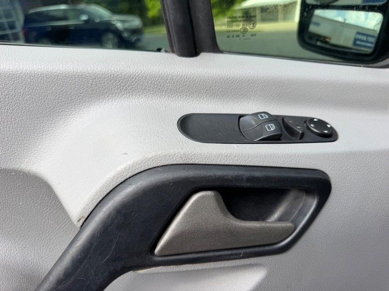 Mercedes-Benz Sprinter Van Vehicle Image 14
