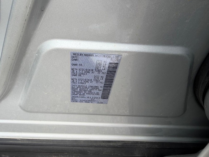 Nissan Pathfinder Vehicle Image 24