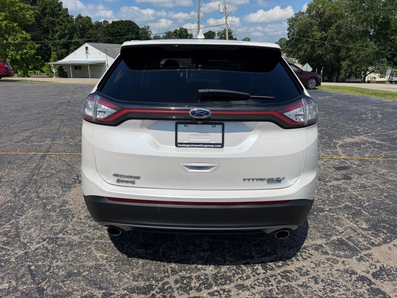 Ford Edge Vehicle Image 04