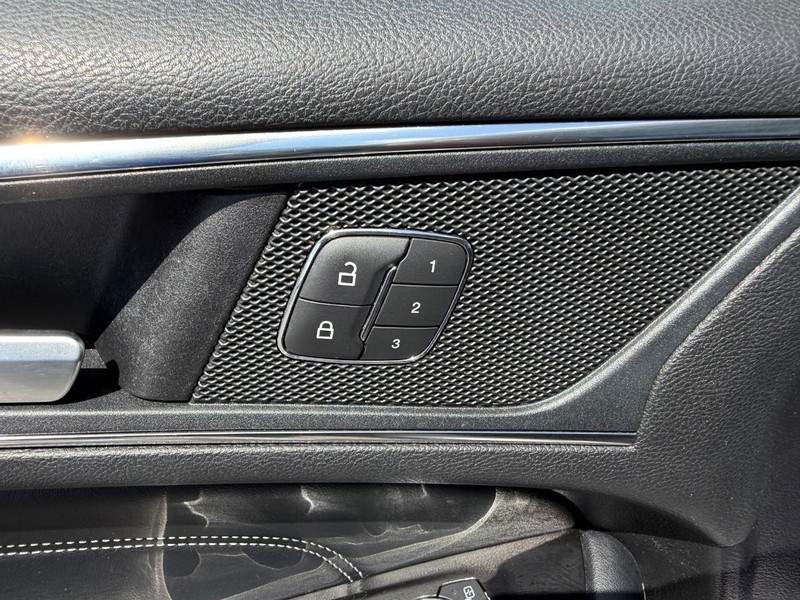 Ford Edge Vehicle Image 19
