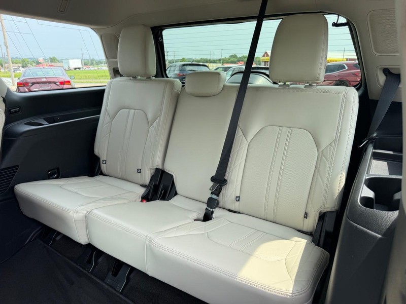Ford Expedition Vehicle Image 08
