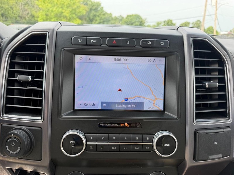 Ford Expedition Vehicle Image 17