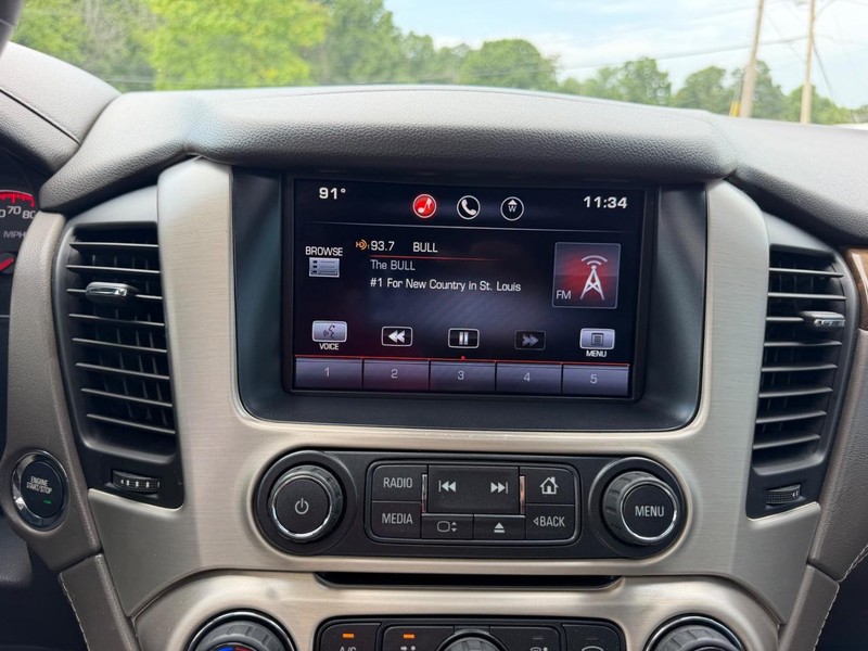 GMC Yukon Vehicle Image 16