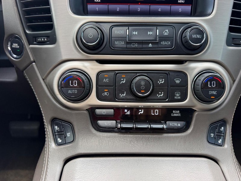 GMC Yukon Vehicle Image 17