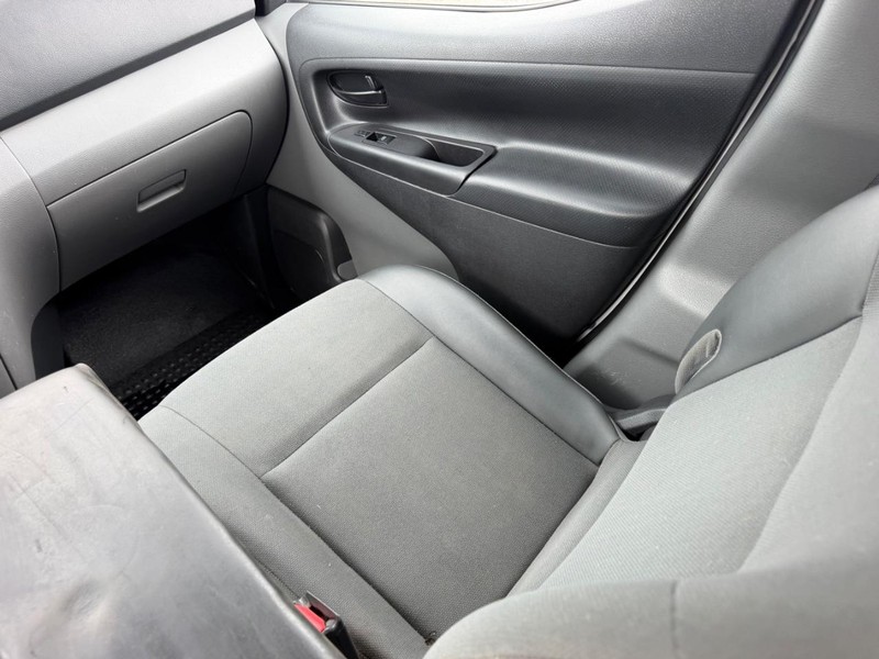 Nissan NV200 Compact Cargo Vehicle Image 14