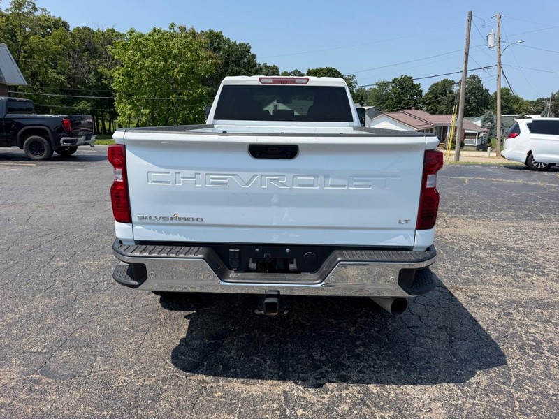 Chevrolet Silverado 2500HD Vehicle Image 04