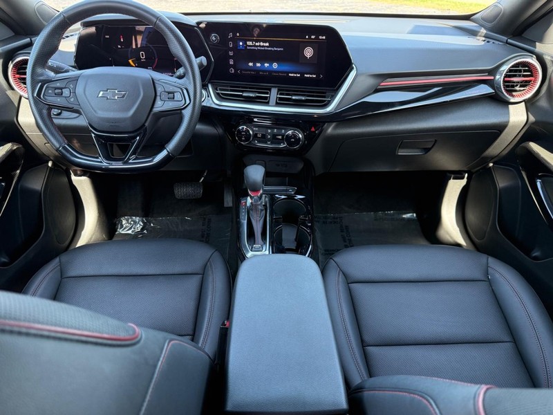 Chevrolet Trax Vehicle Image 12