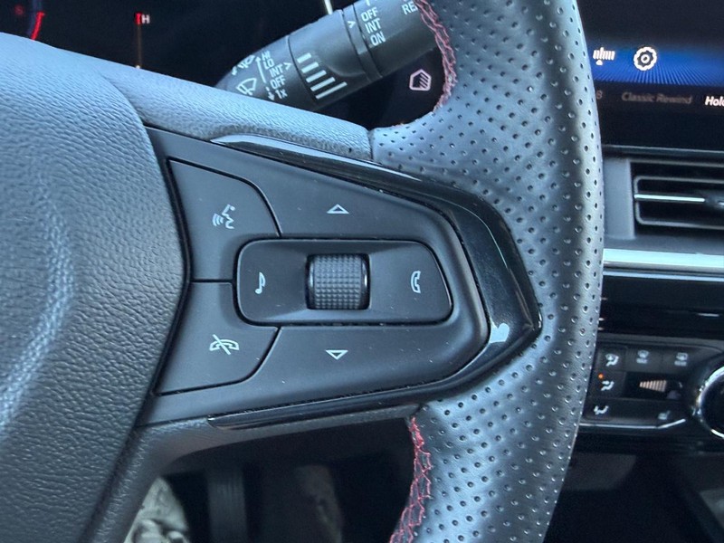 Chevrolet Trax Vehicle Image 19
