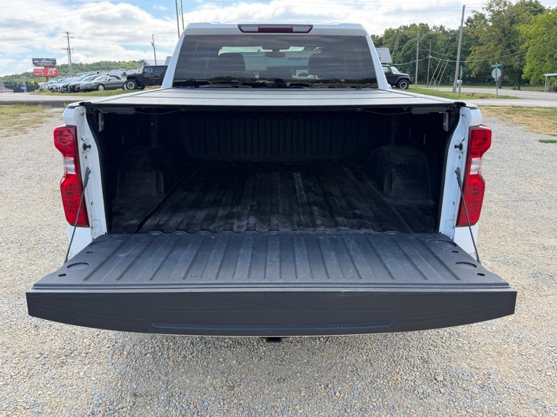 Chevrolet Silverado 1500 Vehicle Image 05