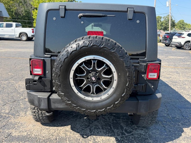Jeep Wrangler Unlimited Vehicle Image 04