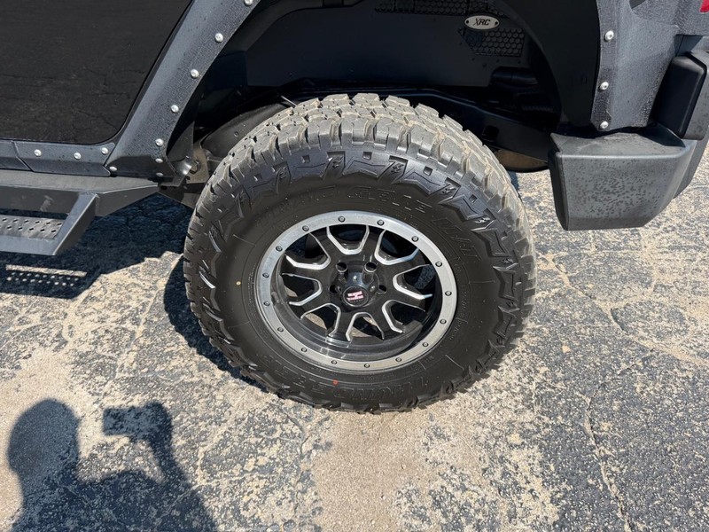 Jeep Wrangler Unlimited Vehicle Image 06