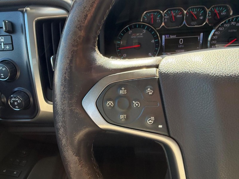 Chevrolet Silverado 2500HD Vehicle Image 10