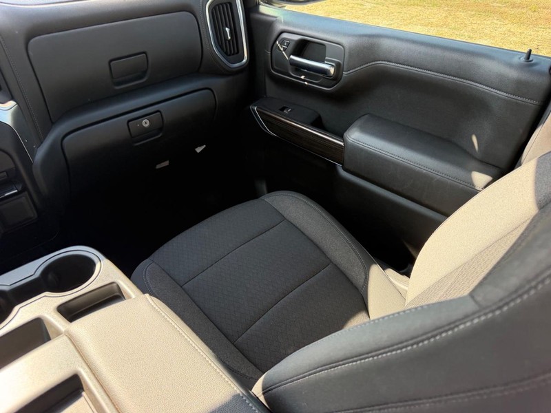Chevrolet Silverado 1500 Vehicle Image 14
