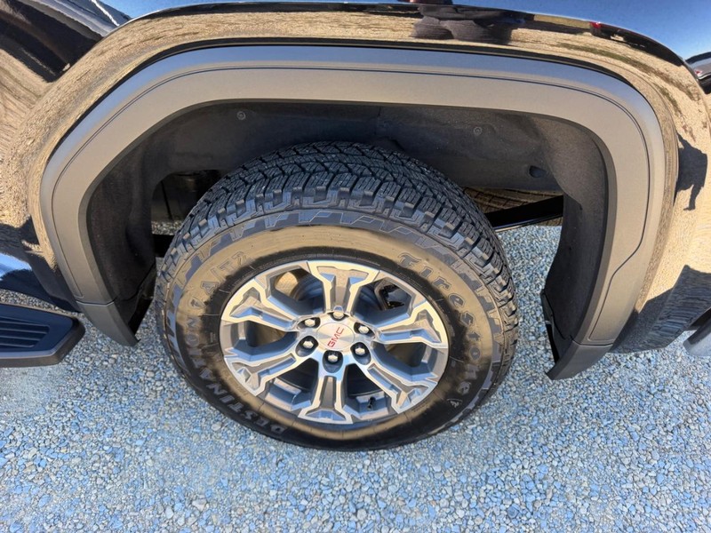 GMC Sierra 1500 Vehicle Image 06