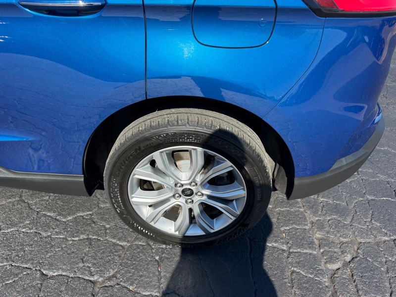 Ford Edge Vehicle Image 07