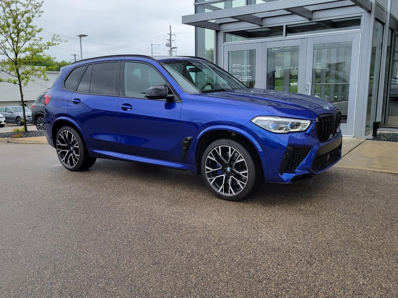 The 2020 BMW X5 M Competition photos