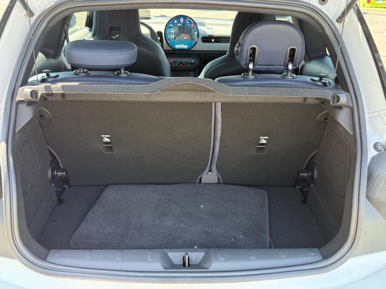 MINI Hardtop 2 Door Vehicle Image 05