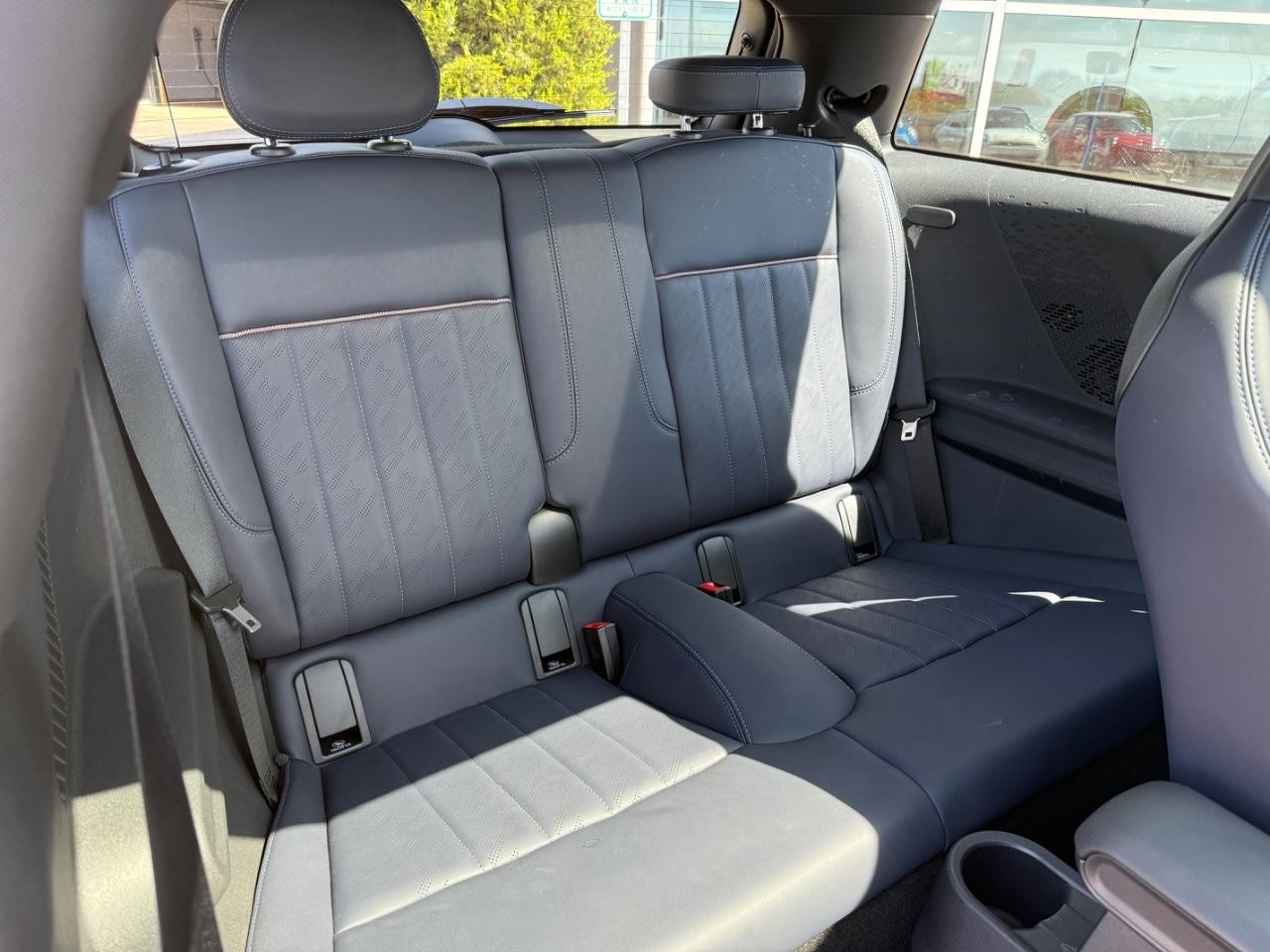 MINI Hardtop 2 Door Vehicle Image 10