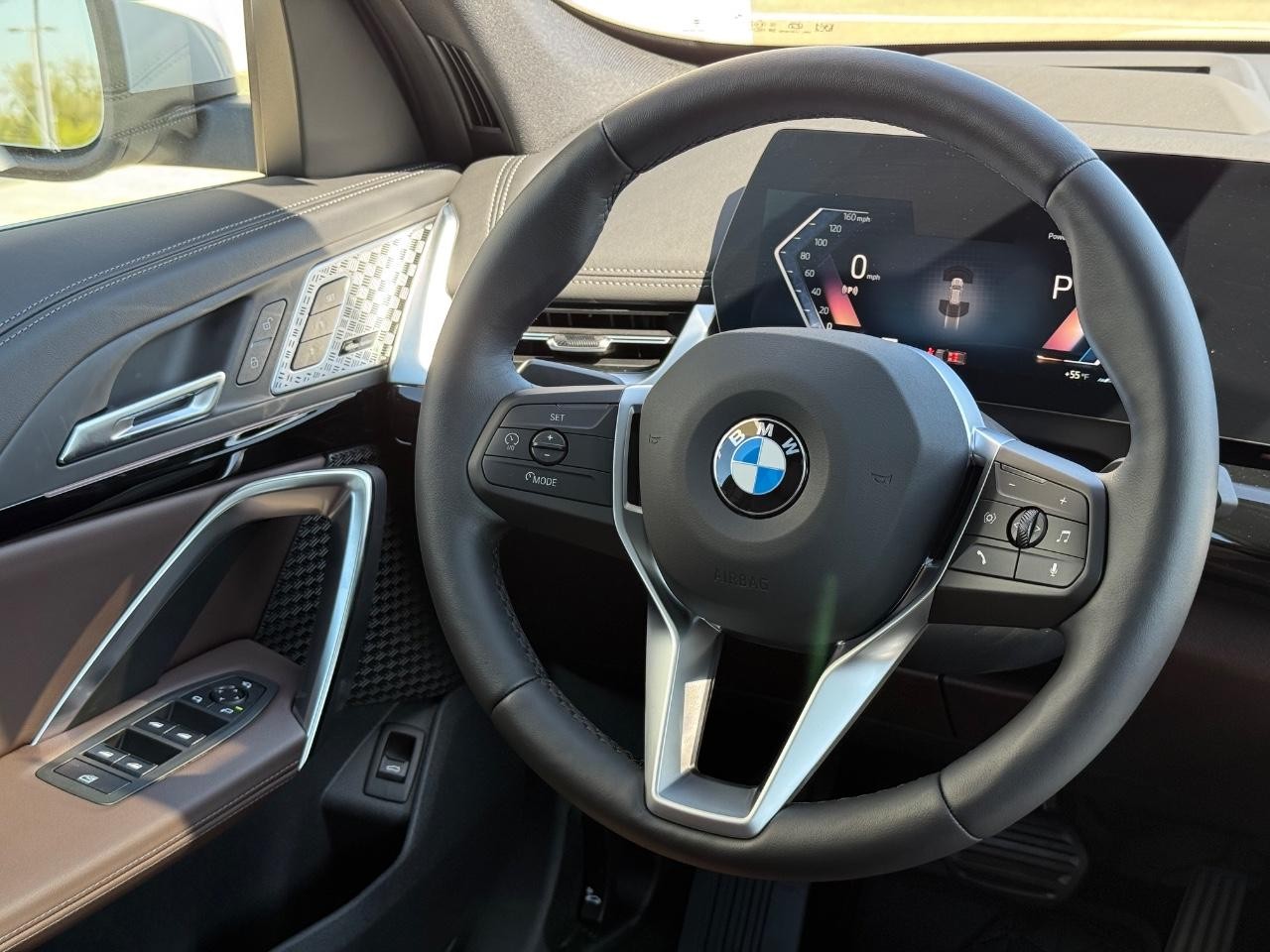 BMW X1 Vehicle Image 09