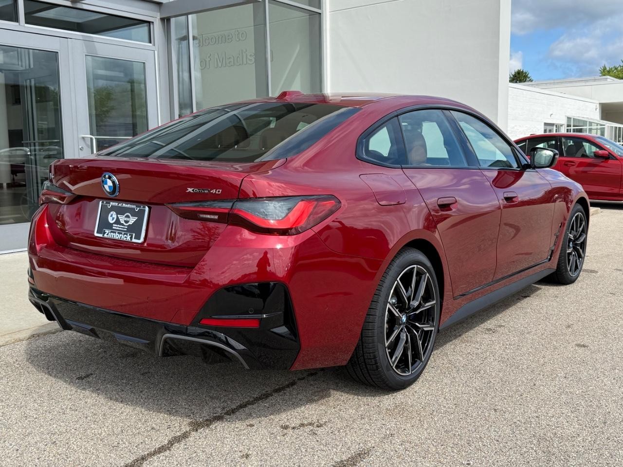 BMW i4 Vehicle Image 03