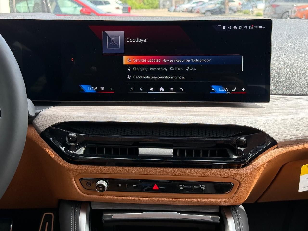 BMW i4 Vehicle Image 07
